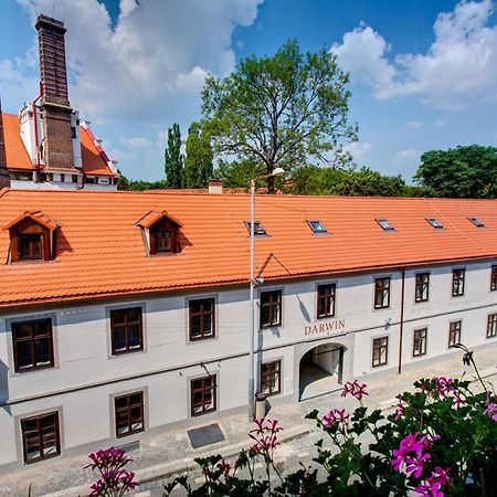 Hotel Restaurant Darwin Praha Bagian luar foto