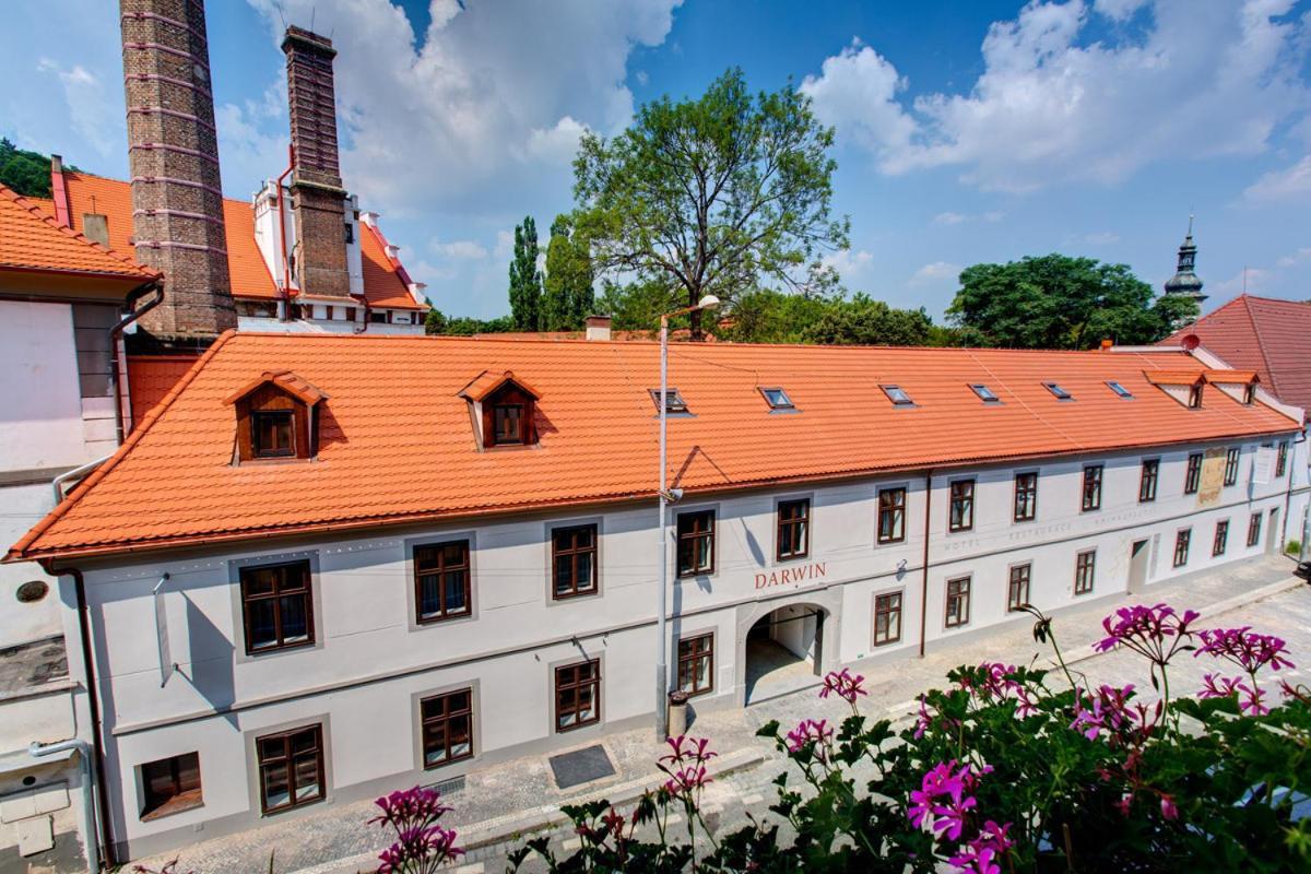 Hotel Restaurant Darwin Praha Bagian luar foto